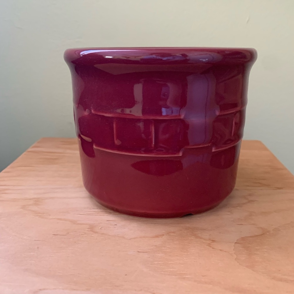 Longaberger pint salt crock and matching coaster lid-paprika